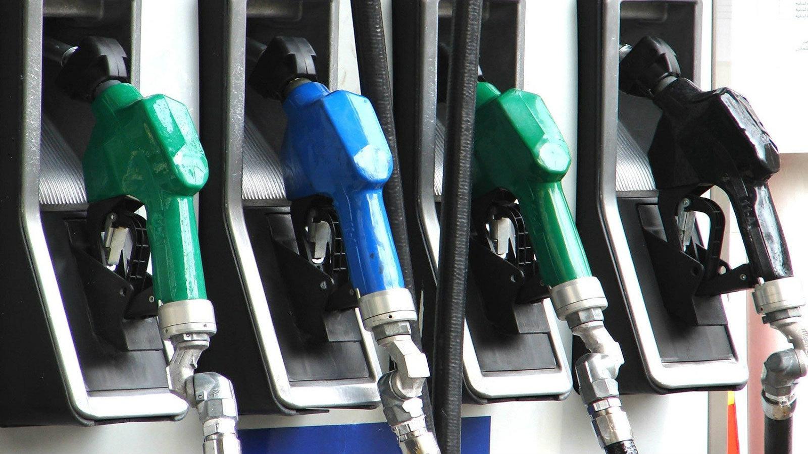 Τελικά να βάλω 100άρα ή απλή;Η απάντηση σε αυτό το ερώτημα είναι ξεκάθαρη, διότι ο κατασκευαστής είναι αυτός που θα ορίσει τι βενζίνη χρειάζεται ο κιν